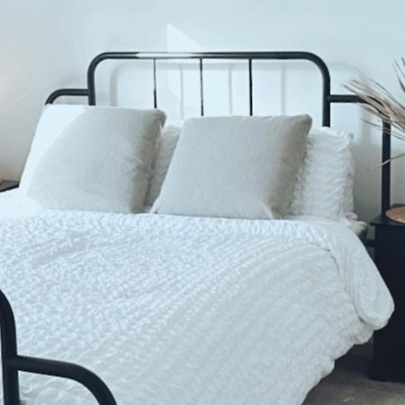 Southsea Homestays - Three Bedroom Home, Sleeps 8 - With Garden & Hot Tub Portsmouth Exteriör bild